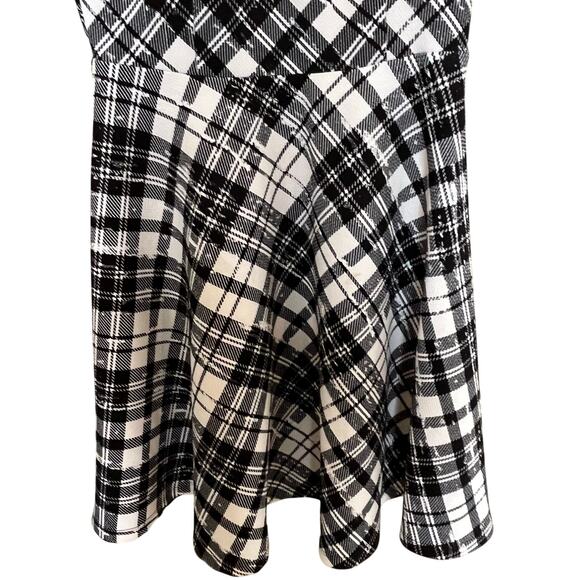 Hot Topic Dress Size Medium White Black Plaid Peter Pan Collar Academia Preppy - Picture 3 of 9